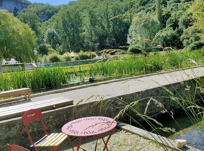 Les Pieds Dans L'eau, Le Blagour * Lachapelle-Auzac