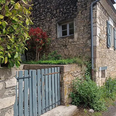 Les Pieds Dans L'eau, Le Blagour Ferienhaus